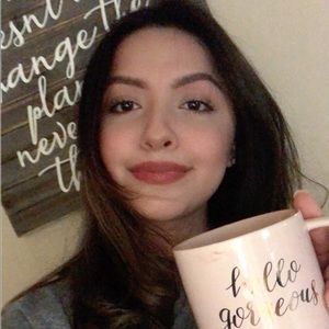 Meet your Posher, Lynnette